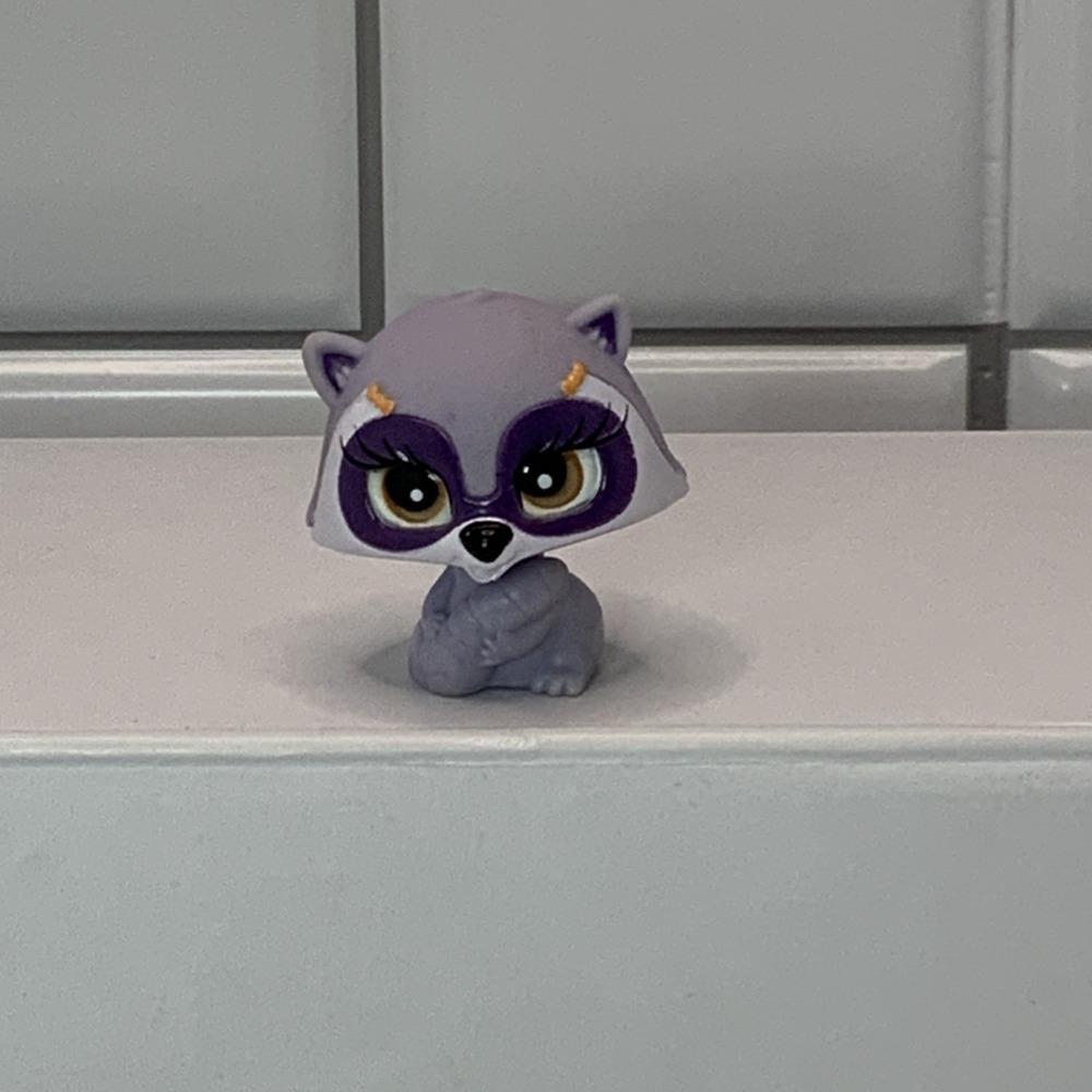 MGA BRATZ PETZ RACCOON MINIATURE 1.5" FIGURE (MA479)